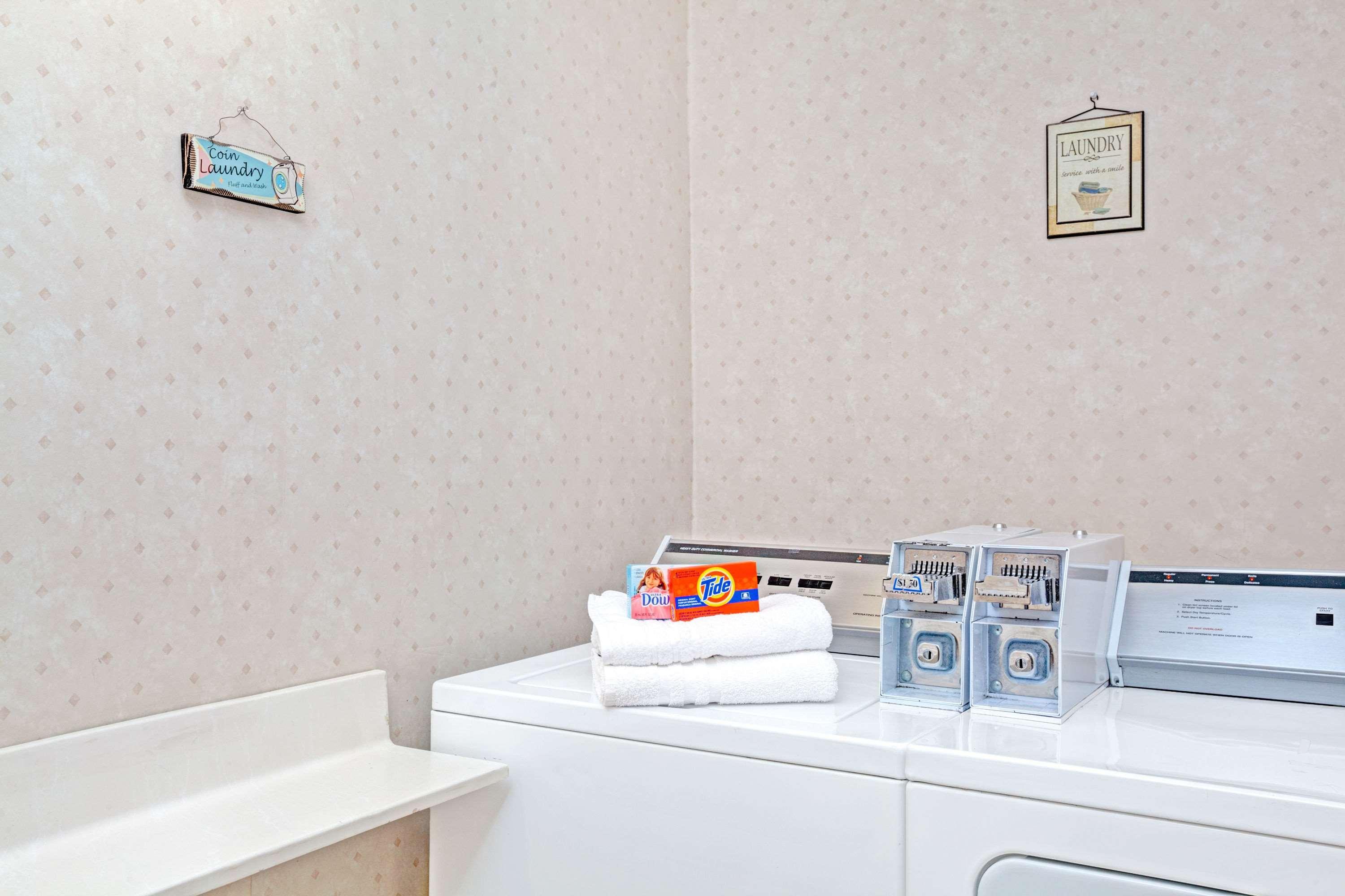 Days Inn By Wyndham Sturbridge Habitación foto